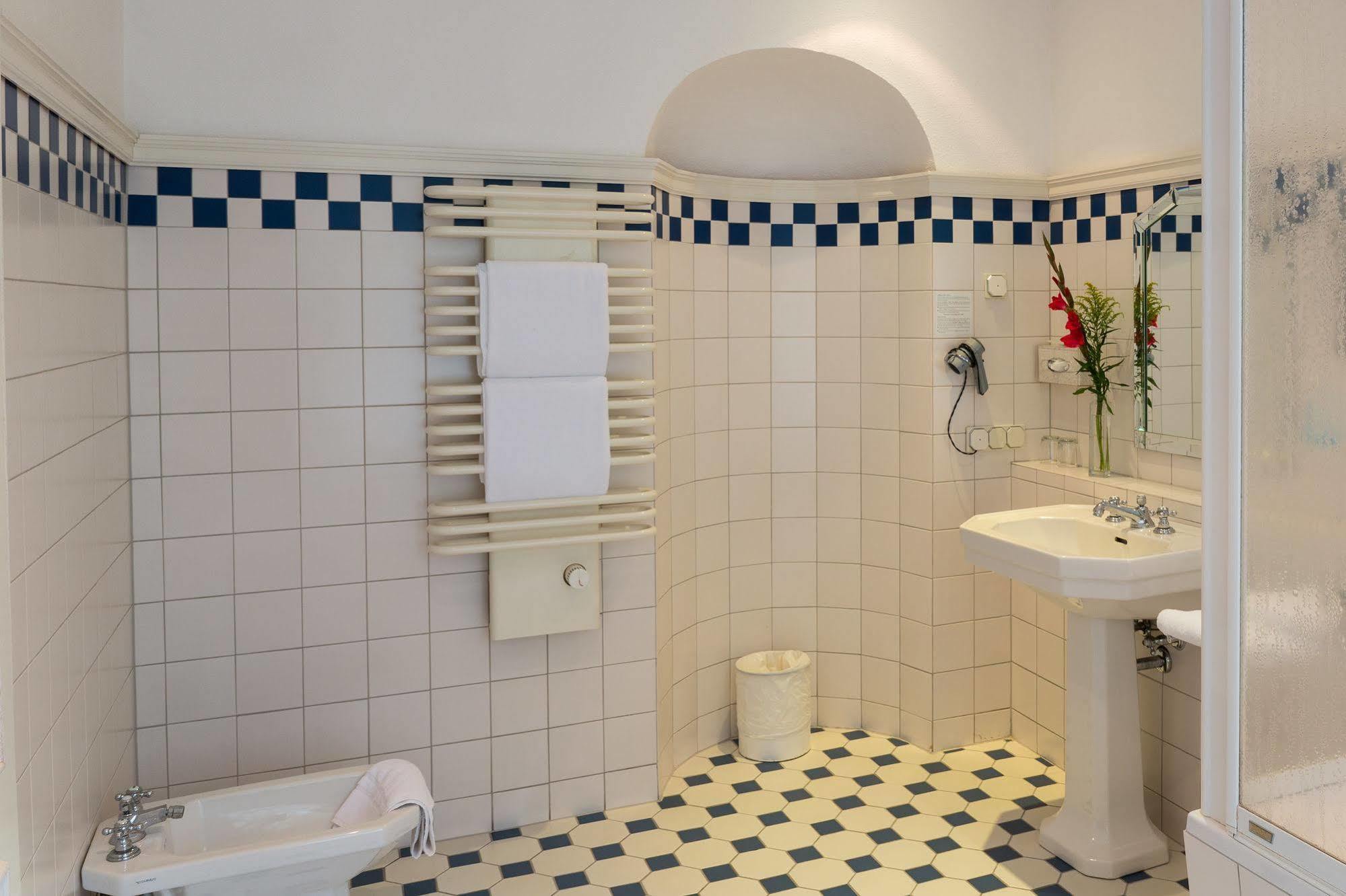 Parkhotel Unter Den Linden Halberstadt Dış mekan fotoğraf