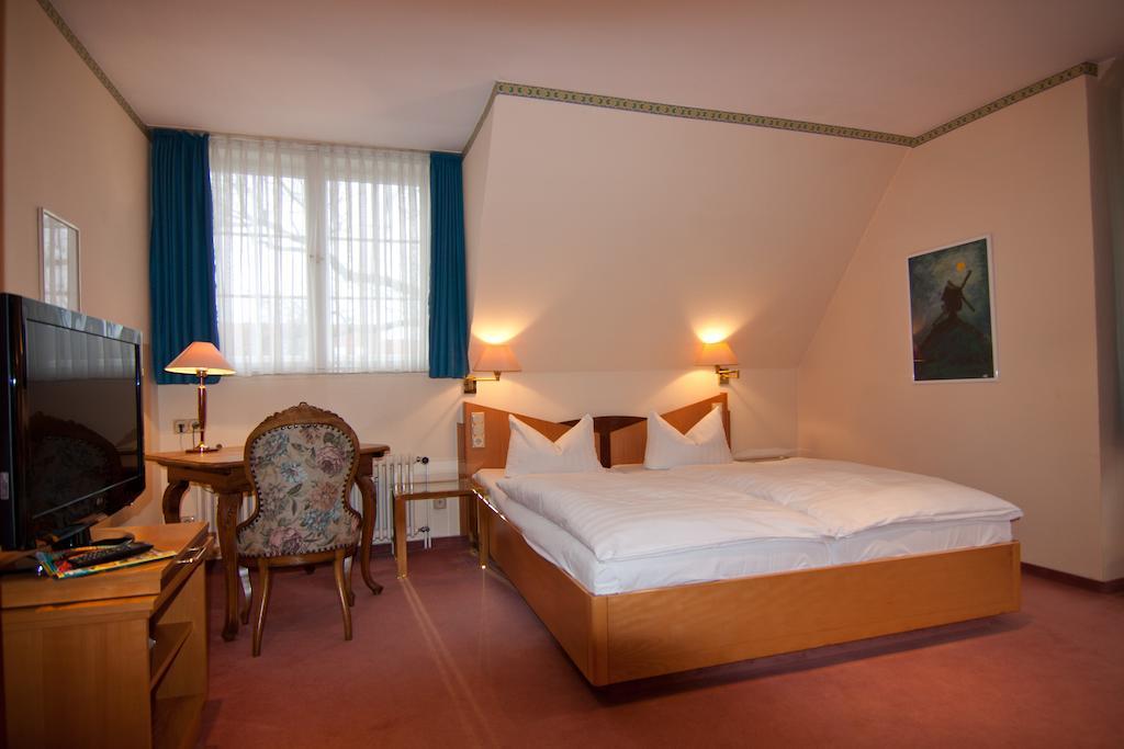 Parkhotel Unter Den Linden Halberstadt Dış mekan fotoğraf